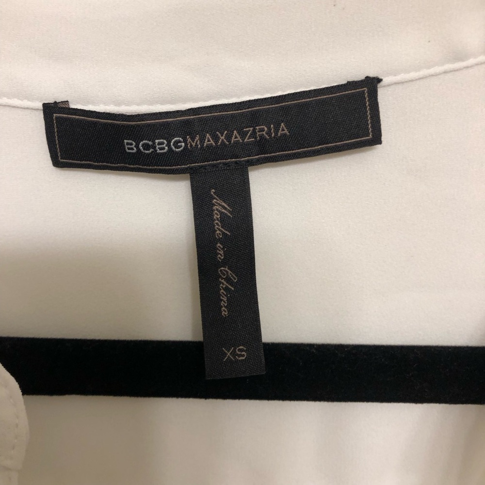 BCBGMaxAzria White Pleated Blouse size XS - Picture 4 of 5